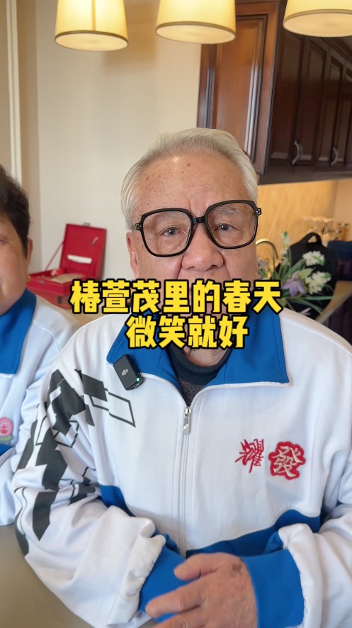 宝宝 不要总是揪着过去不放 昨天的太阳再好也晒不干今天的衣服（微笑就好）